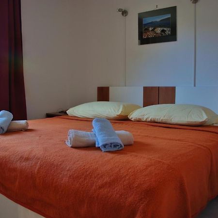 Toni Apartment Водице Екстериор снимка