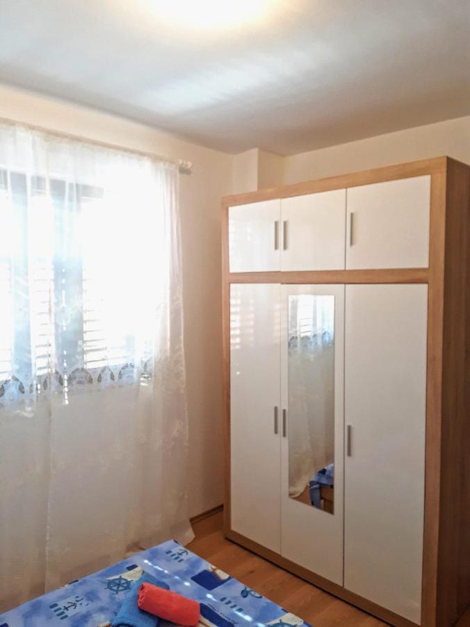 Toni Apartment Водице Екстериор снимка