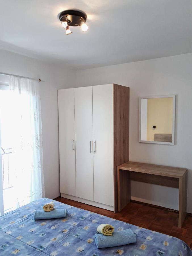 Toni Apartment Водице Екстериор снимка