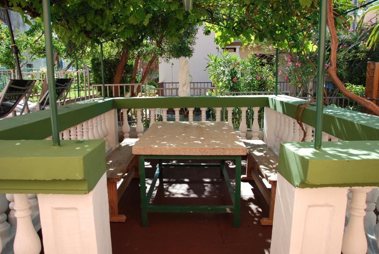Toni Apartment Водице Екстериор снимка