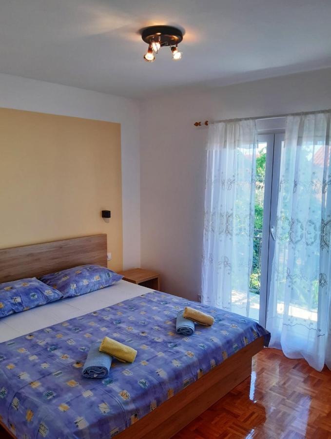 Toni Apartment Водице Екстериор снимка