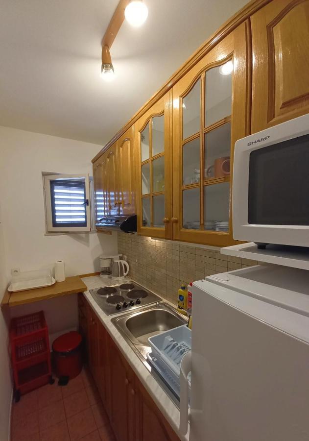 Toni Apartment Водице Екстериор снимка