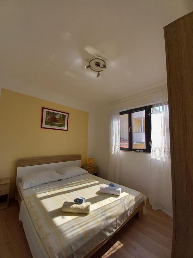 Toni Apartment Водице Екстериор снимка