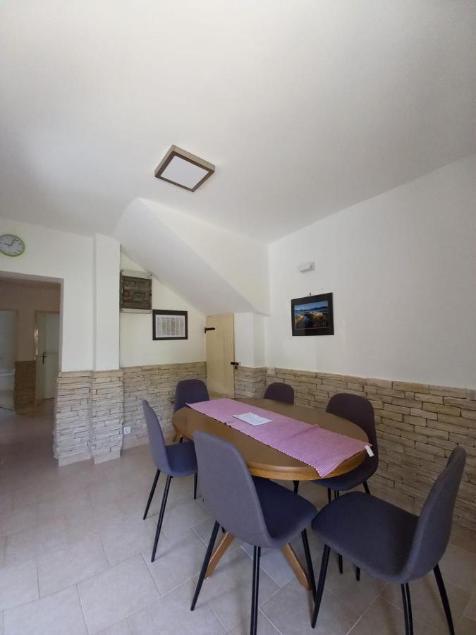 Toni Apartment Водице Екстериор снимка