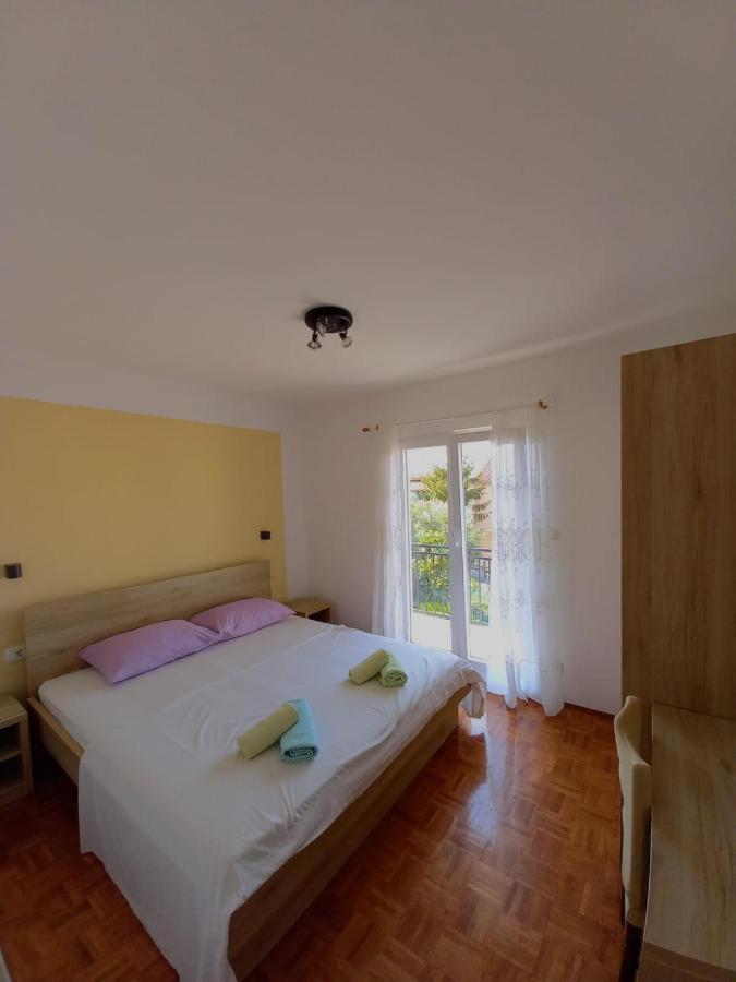 Toni Apartment Водице Екстериор снимка